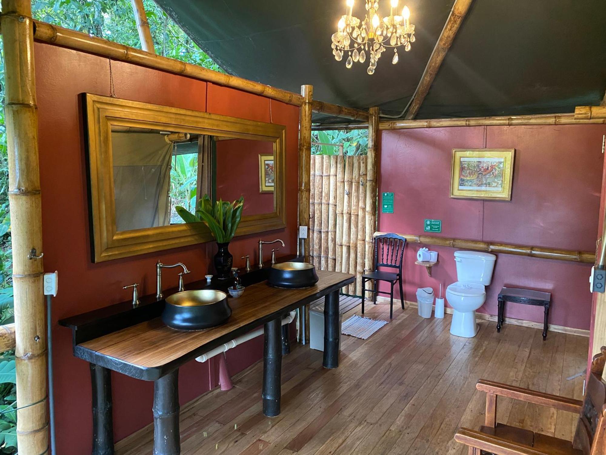 Colina Secreta - Glamping And Villas Puerto Viejo de Talamanca Екстериор снимка