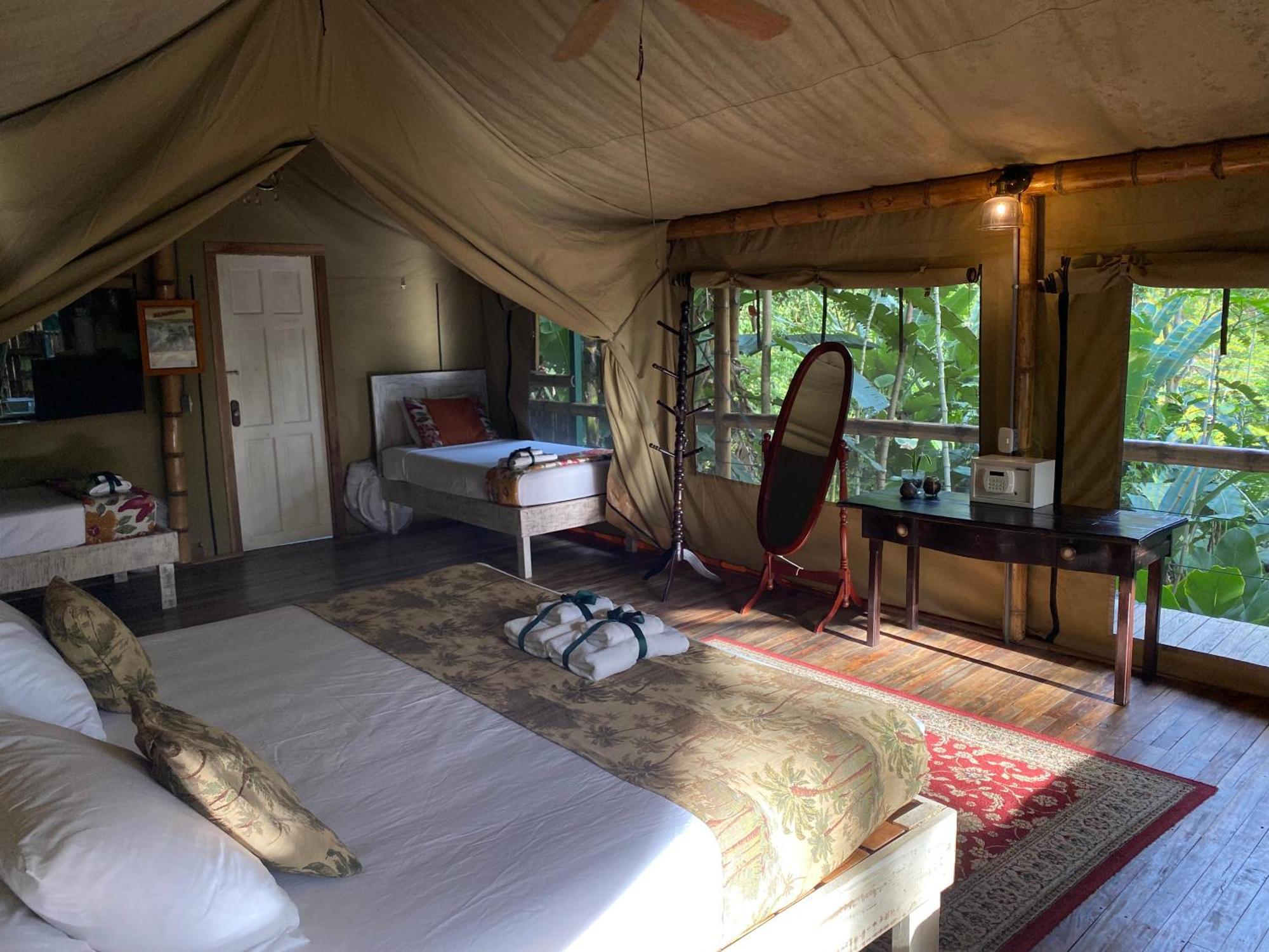 Colina Secreta - Glamping And Villas Puerto Viejo de Talamanca Екстериор снимка